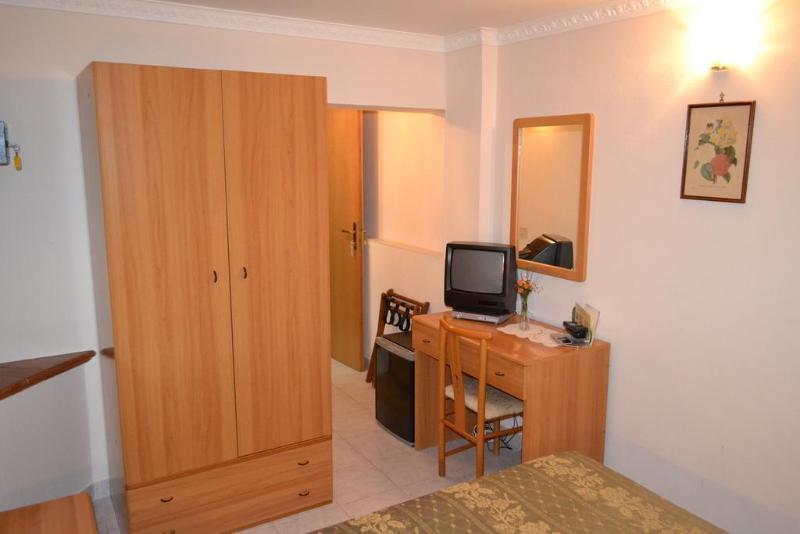 צ'פאלו Hotel Mediterraneo מראה חיצוני תמונה
