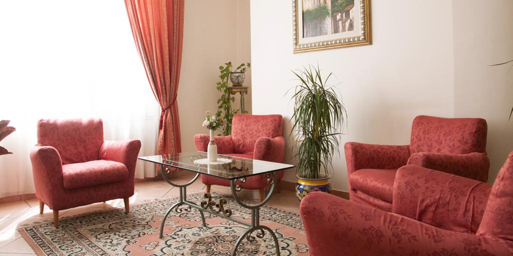 צ'פאלו Hotel Mediterraneo חדר תמונה